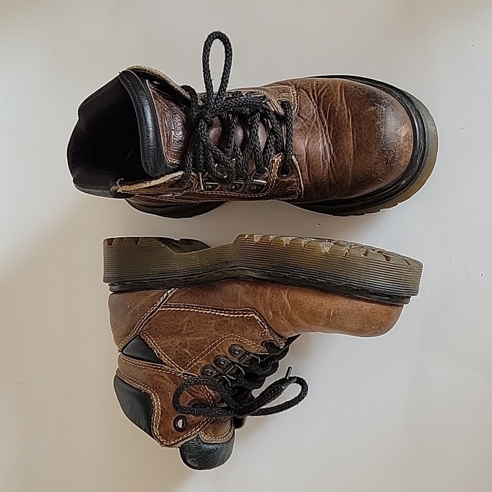 Dr. Martens Aire Wair 9000 boots womens sz 5 England vintage y2k 90s chunky punk